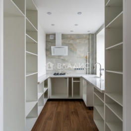 Продажа 3-комн квартиры на вторичном рынке улица Трофимова,  д. 6Б