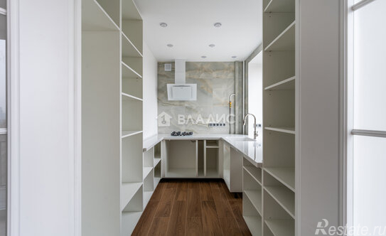 Продажа 3-комн квартиры на вторичном рынке улица Трофимова,  д. 6Б