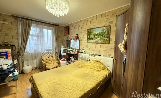 Продажа 3-комн квартиры на вторичном рынке Левобережный, Совхозная улица,  д. 25 к2