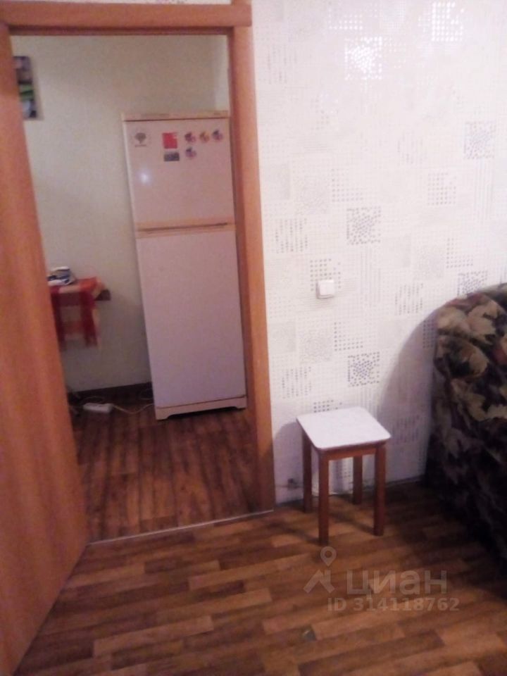 Продажа 2-комн квартиры на вторичном рынке улица Орджоникидзе, 59к2