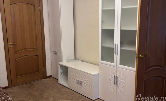 Продажа 2-комн квартиры на вторичном рынке Пушкин г, Алексея Толстого б-р,  д. 36