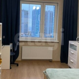 Продажа 1-комн квартиры на вторичном рынке Героев пр-кт,  д. 23