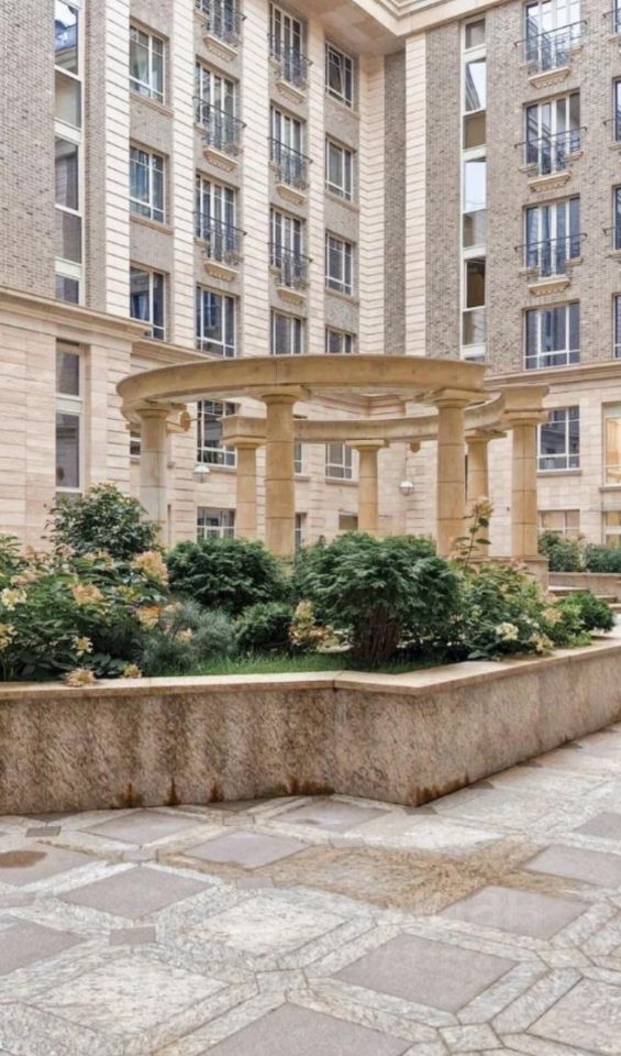 Аренда 4-комн квартиры на вторичном рынке улица Гастелло, 7