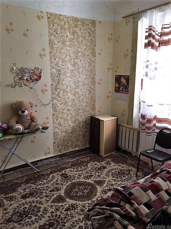 Продажа 4-комн квартиры на вторичном рынке Проспект Победы,  д. 33 /27