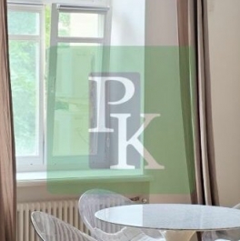 Продажа 4-комн квартиры на вторичном рынке ул Остоженка,  д. 7