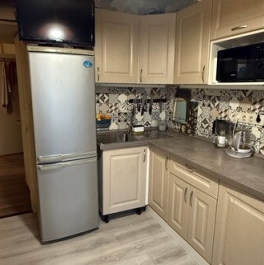 Продажа 3-комн квартиры на вторичном рынке ул Взлётная,  д. 13