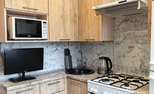 Продажа 1-комн квартиры на вторичном рынке ул Александры Монаховой,  д. 105,  к. 1