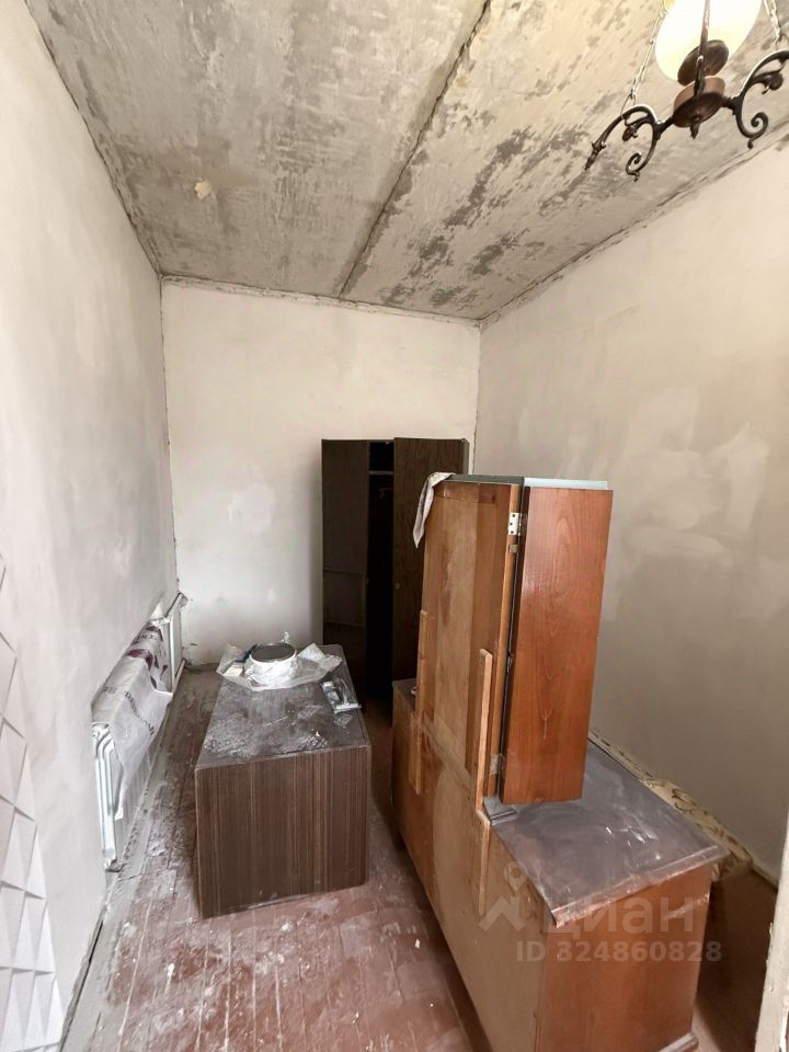 Продажа 2-комн квартиры на вторичном рынке пос. Лесной, улица Первомайская, 13