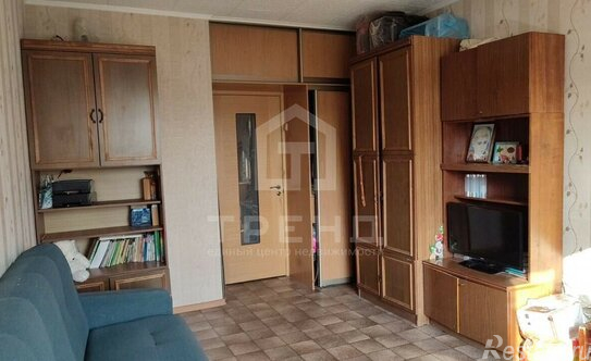 Продажа 2-комн квартиры на вторичном рынке улица Маршала Казакова,  д. 32