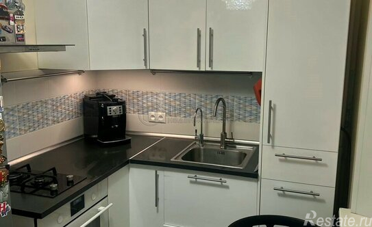 Продажа 2-комн квартиры на вторичном рынке Маленковская улица,  д. 12