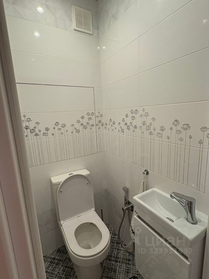 Аренда 3-комн квартиры на вторичном рынке Красная Горка мкр, Люберцы, проспект Победы, 16к3