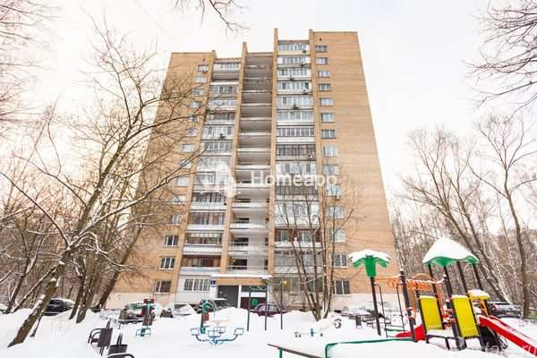 Продажа 3-комн квартиры на вторичном рынке 2-я Бебеля ул,  д. 2