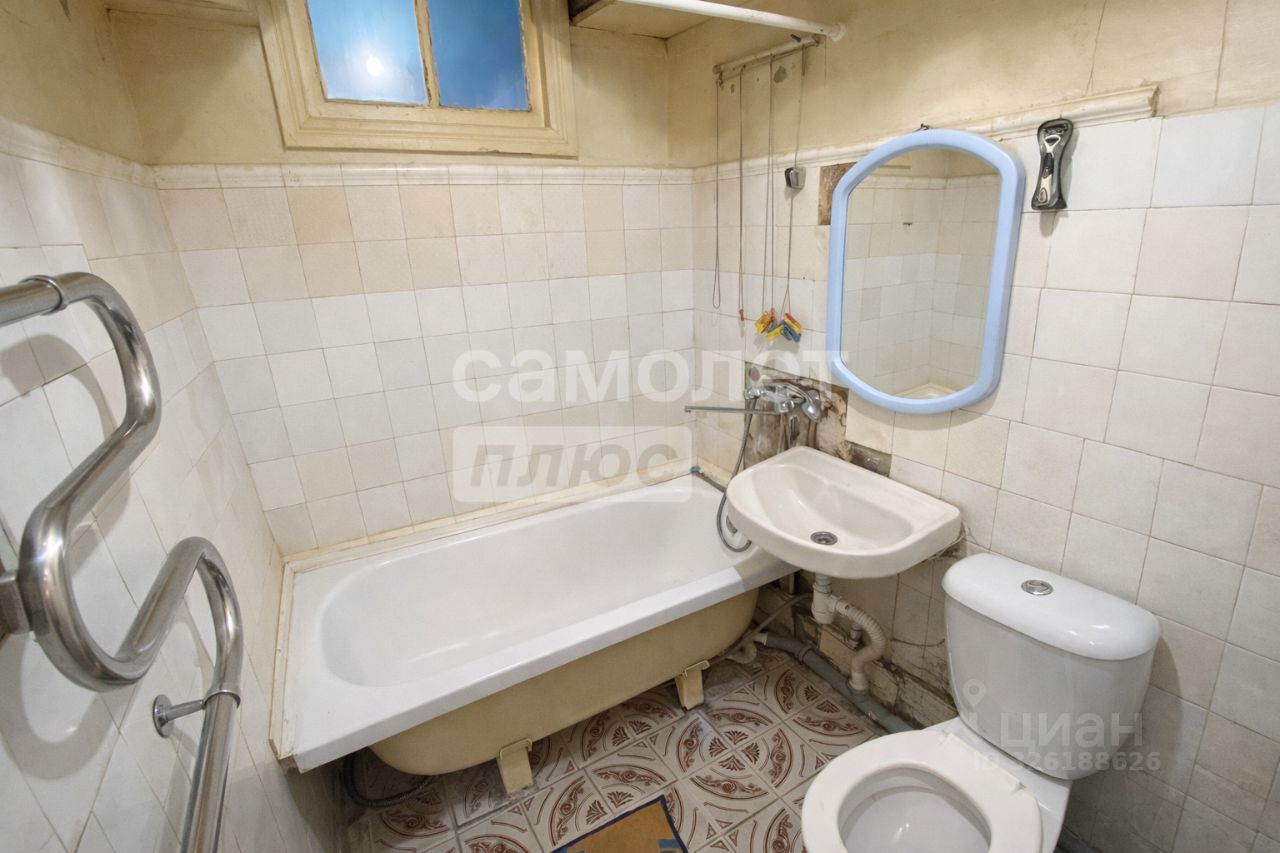 Продажа 2-комн квартиры на вторичном рынке Южный мкр, улица Мира,  д. 2