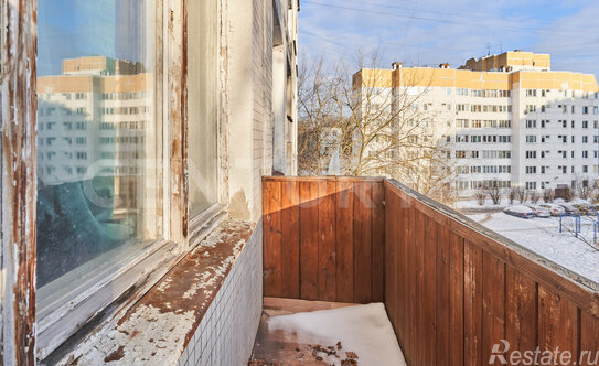 Продажа 2-комн квартиры на вторичном рынке улица Солдата Корзуна,  д. 44