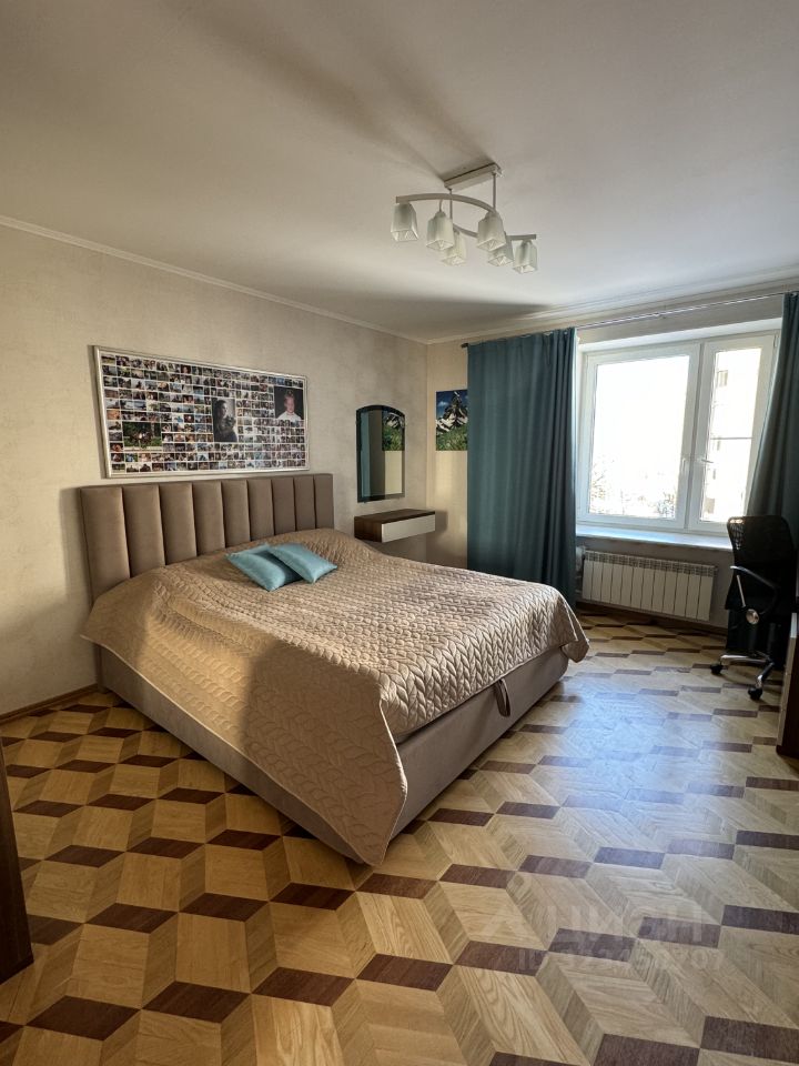 Продажа 4-комн квартиры на вторичном рынке проспект Энгельса, 126К1