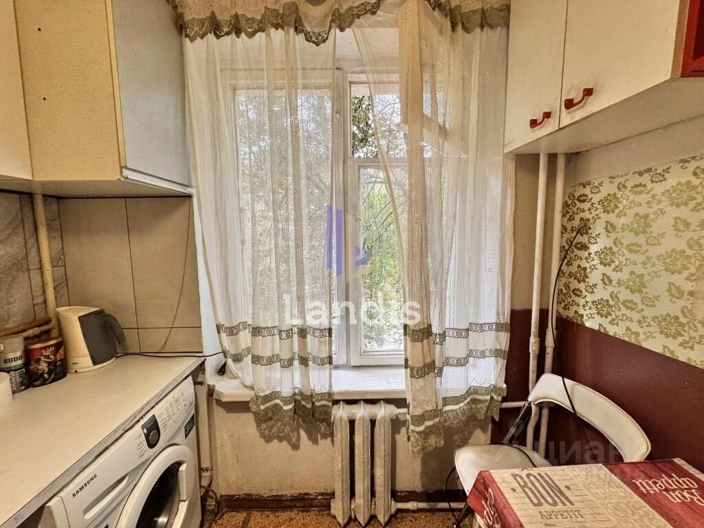 Продажа 2-комн квартиры на вторичном рынке улица 1-я Бебеля,  д. 7