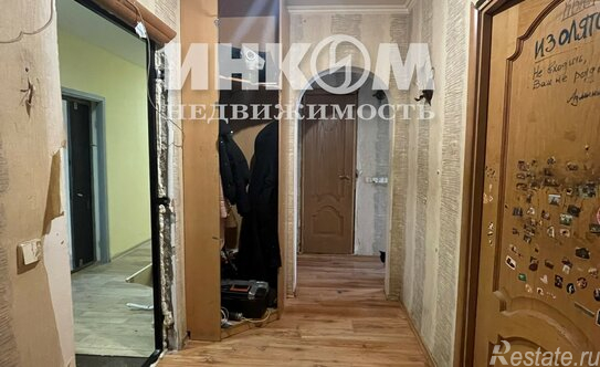 Продажа 2-комн квартиры на вторичном рынке Черноморский бульвар,  д. 10 к2