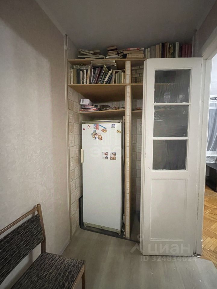 Аренда 1-комн квартиры на вторичном рынке Петергоф, Санкт-Петербургский проспект, 58