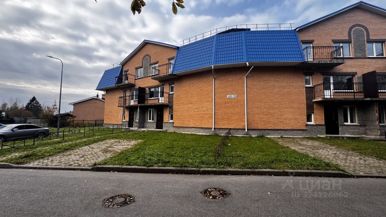 Продажа 3-комн квартиры на вторичном рынке Зеленогорск, улица Мира, 21