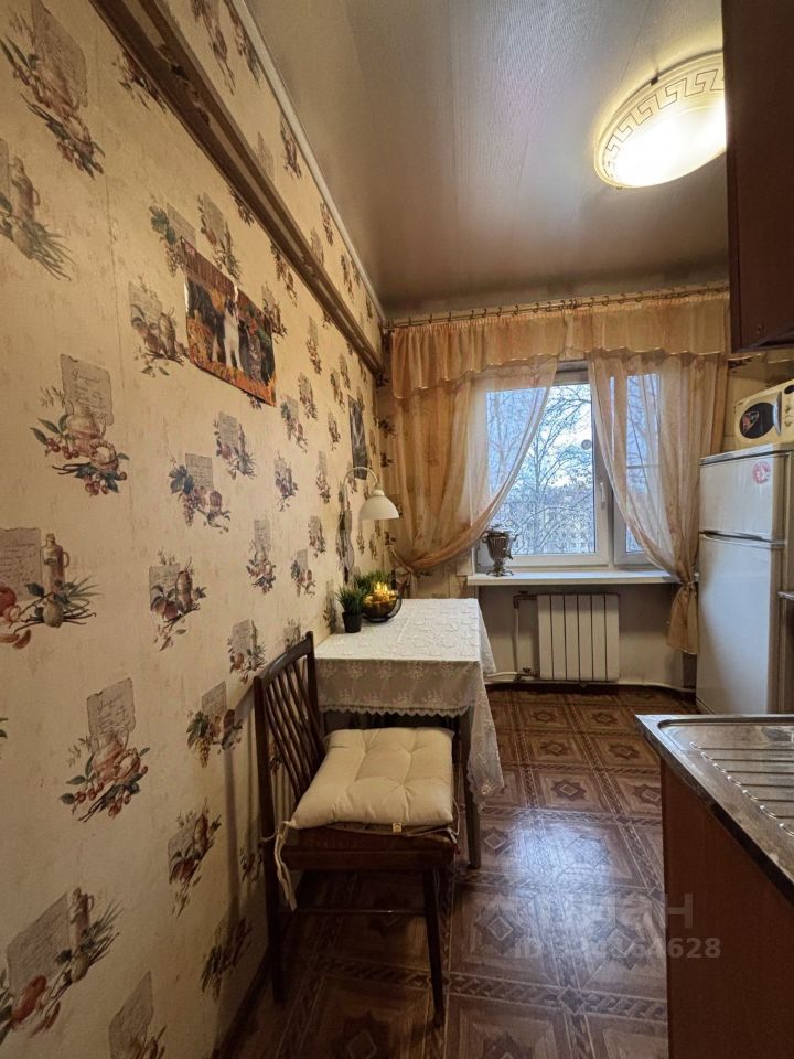 Продажа 2-комн квартиры на вторичном рынке Таллинская улица, 25