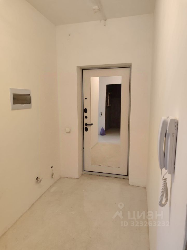 Продажа 2-комн квартиры на вторичном рынке д. Янино-2, улица Рябиновая, 30