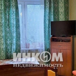 Аренда 2-комн квартиры на вторичном рынке Шенкурский проезд,  д. 6Б