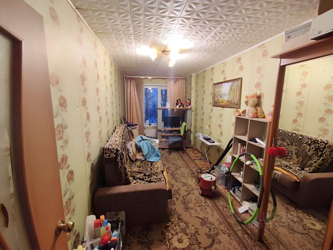 Продажа 3-комн квартиры на вторичном рынке Кашира, Садовая улица, 22