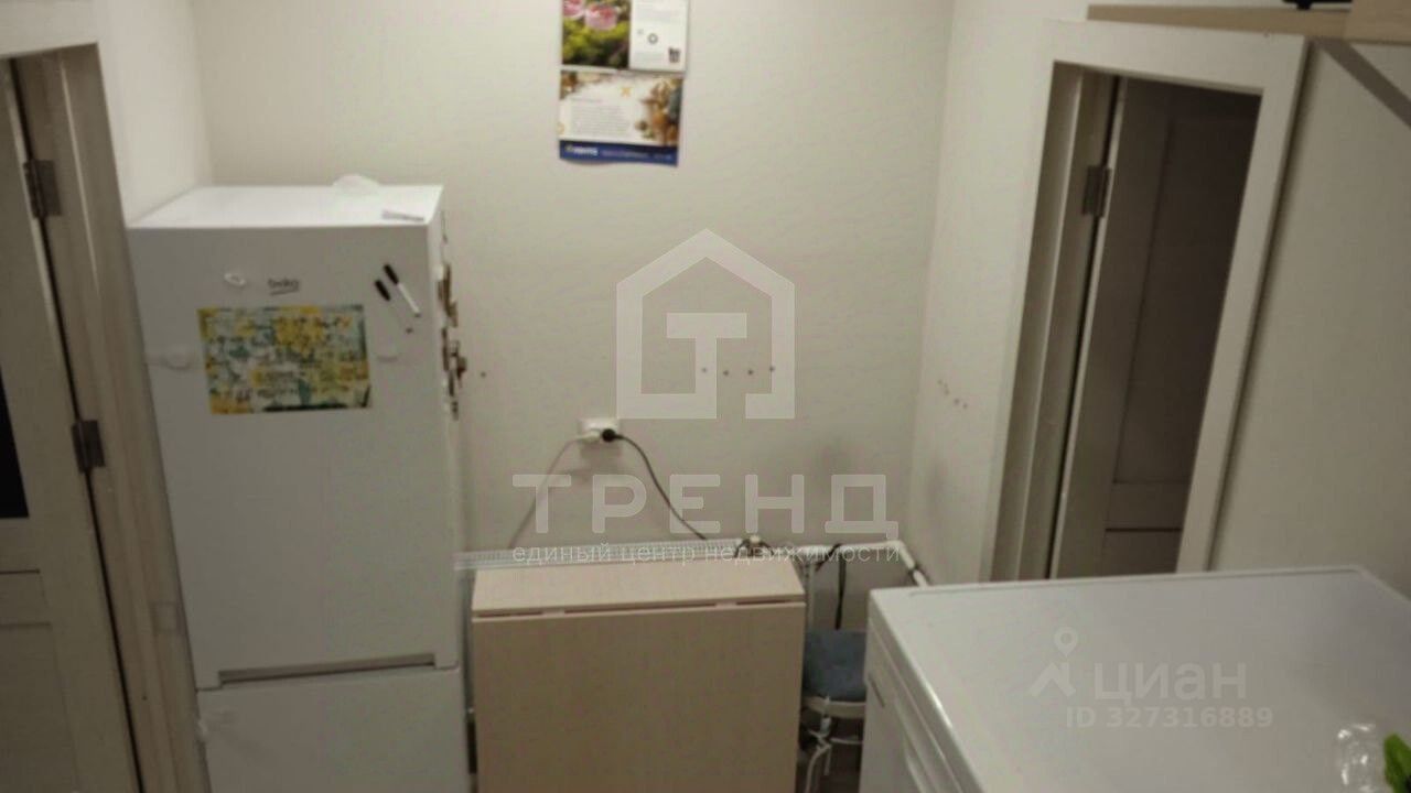 Продажа 1-комн квартиры на вторичном рынке Красное Село, улица Первого Мая, 3