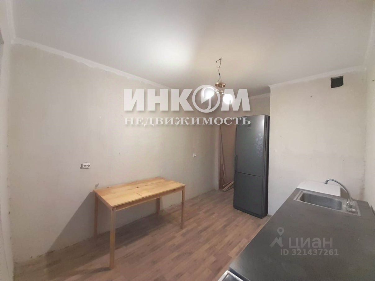 Продажа 2-комн квартиры на вторичном рынке Зеленоградский пгт, улица Островского, 14