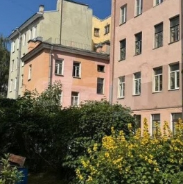 Продажа 1-комн квартиры на вторичном рынке ул Астраханская,  д. 28