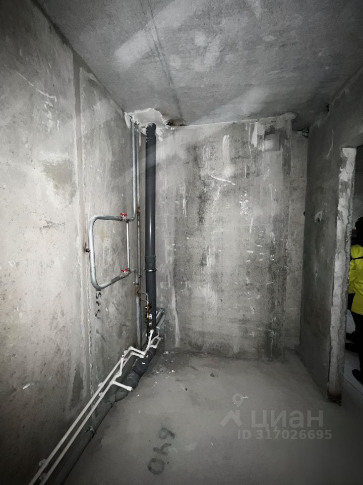 Продажа 1-комн квартиры на вторичном рынке Северное сияние мкр, Руза, улица Вишневая,  д. 8