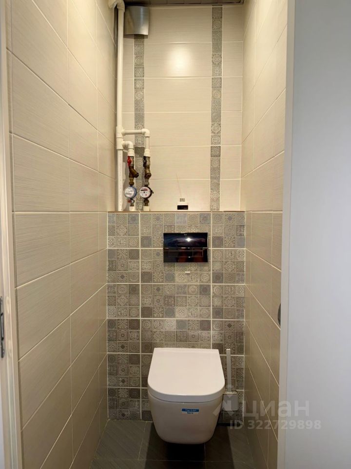 Продажа 2-комн квартиры на вторичном рынке улица Возрождения, 25