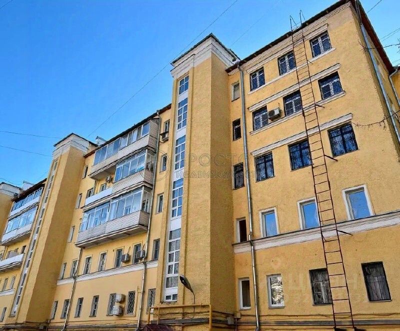 Продажа 2-комн квартиры на вторичном рынке Малая Остроумовская улица, 1Б