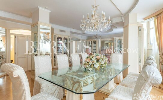 Аренда 6-комн квартиры на вторичном рынке Краснопролетарская улица,  д. 7