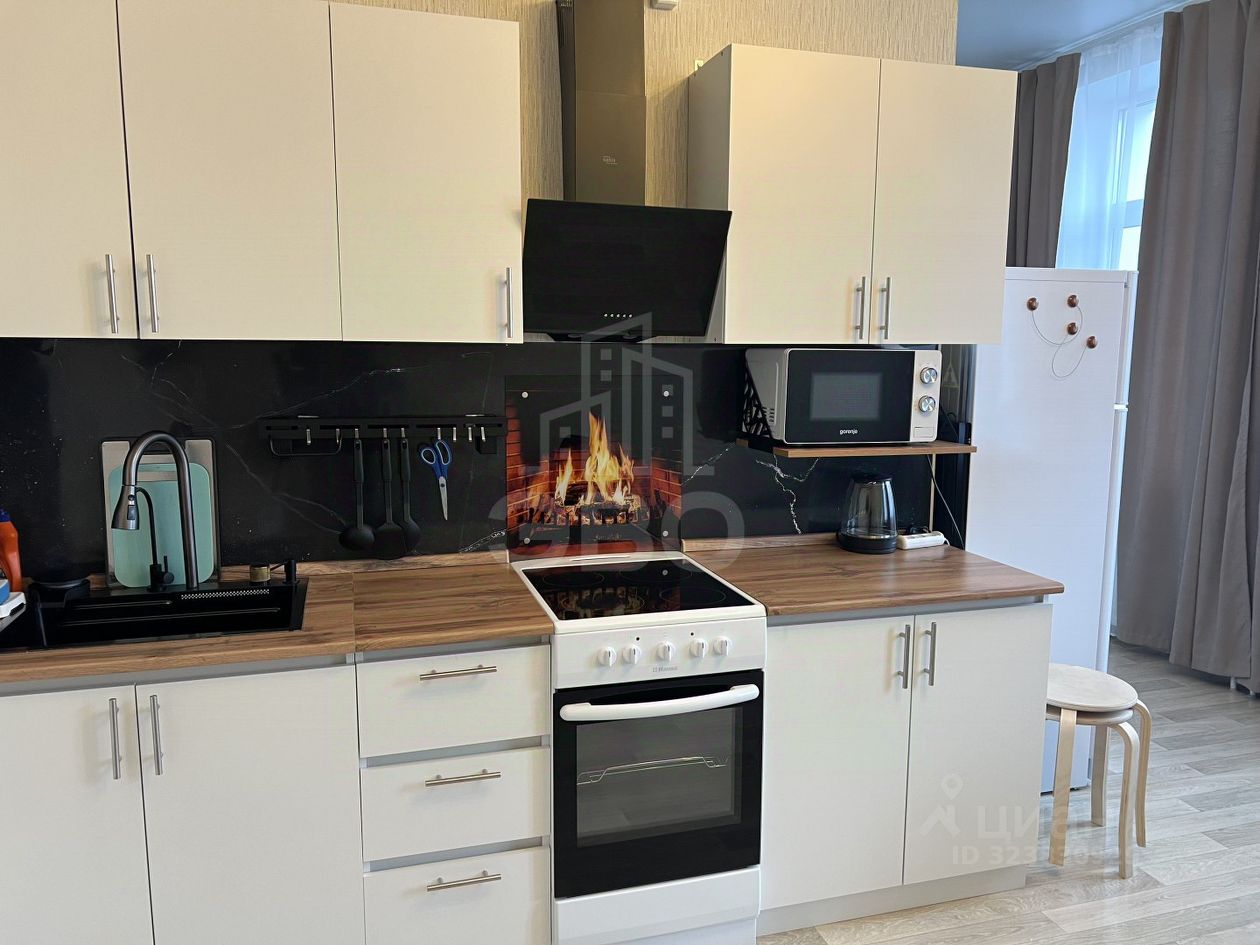 Аренда студии Старо-Петергофский пр-кт,  д. 14