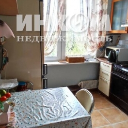 Продажа 3-комн квартиры на вторичном рынке Отрадная улица,  д. 18