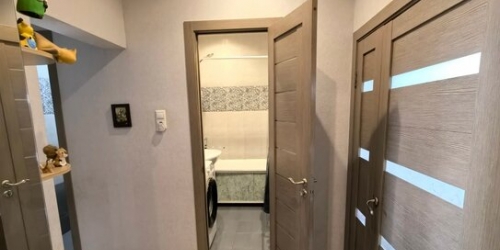 2-комн квартира пр-кт Защитников Москвы,  д. 1