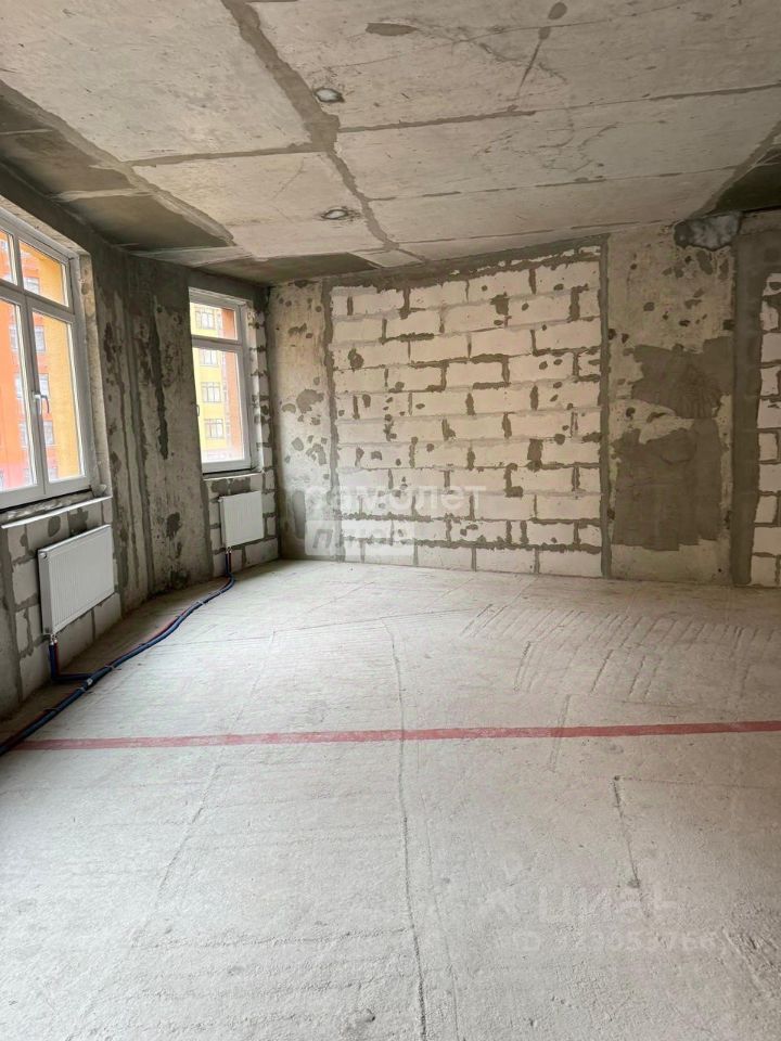 Продажа 2-комн квартиры на вторичном рынке пос. Развилка, проезд Римский, 11