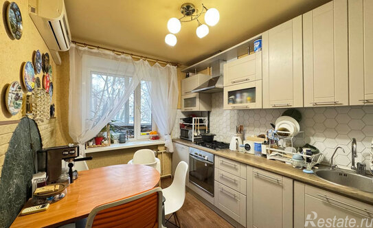 Продажа 2-комн квартиры на вторичном рынке Подольск, Мраморная улица,  д. 6