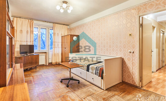 Продажа 3-комн квартиры на вторичном рынке Луначарского пр-кт,  д. 38Д