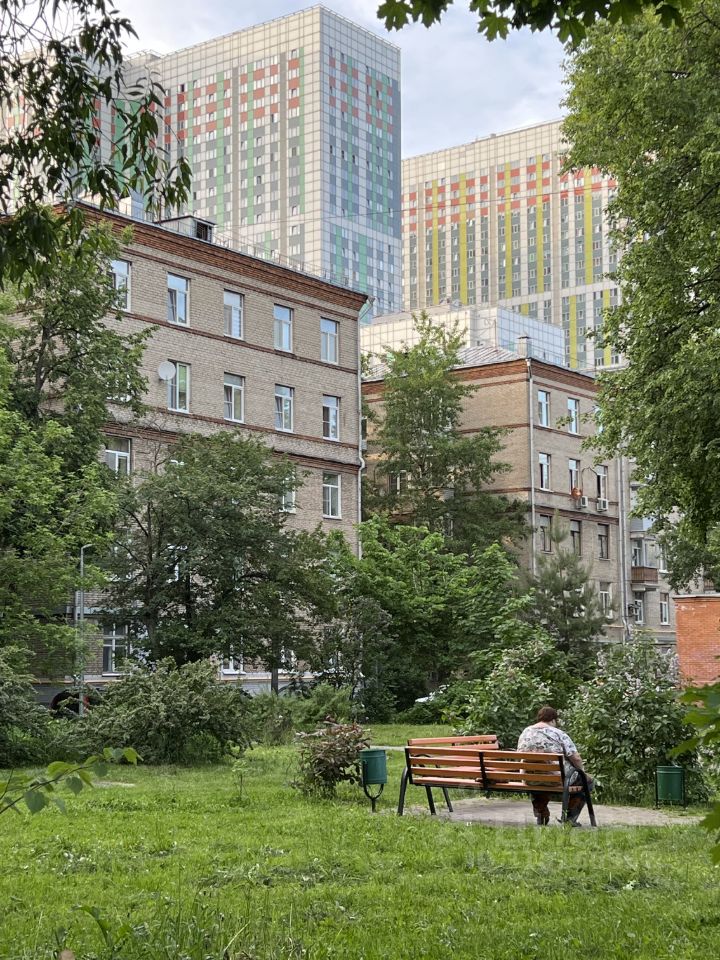 Продажа студии Открытое шоссе, 2К1