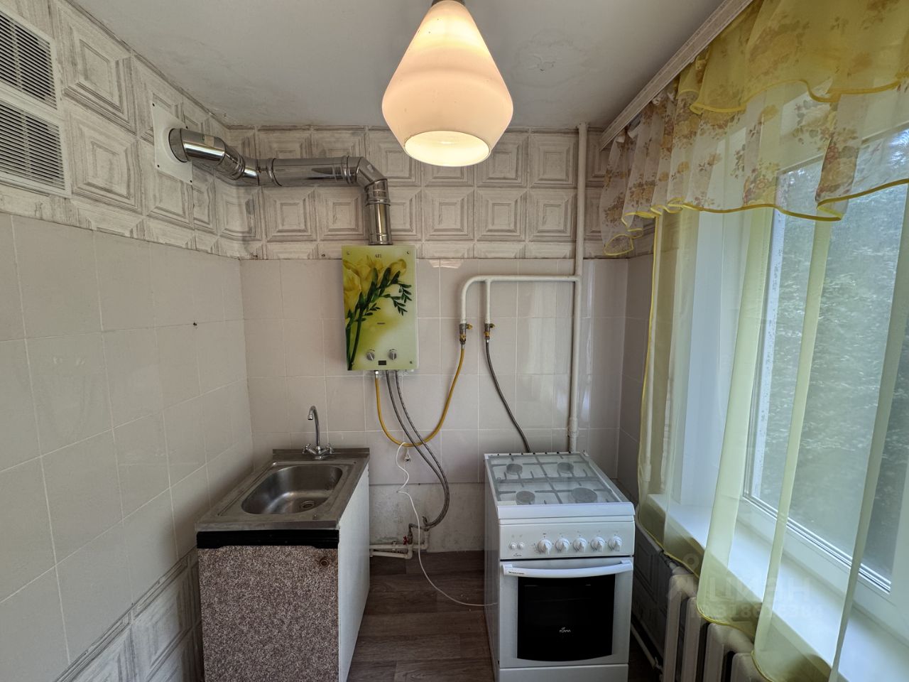 Продажа 1-комн квартиры на вторичном рынке Серпухов, Физкультурная улица, 17