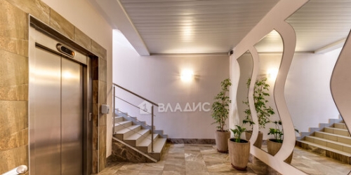 4-комн квартира улица Блохина,  д. 13