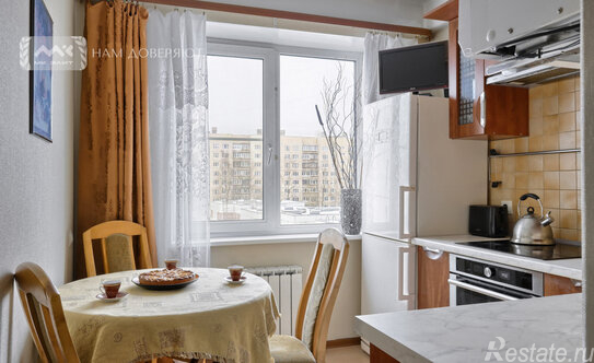 Продажа 1-комн квартиры на вторичном рынке Суздальский пр-кт,  д. 11