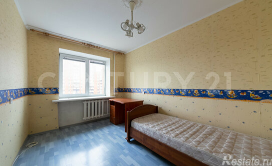 Продажа 3-комн квартиры на вторичном рынке Ветеранов пр-кт,  д. 114,  к. 1