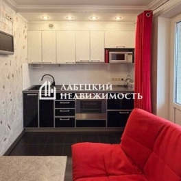 Продажа 1-комн квартиры на вторичном рынке улица Савушкина,  д. 123 к1