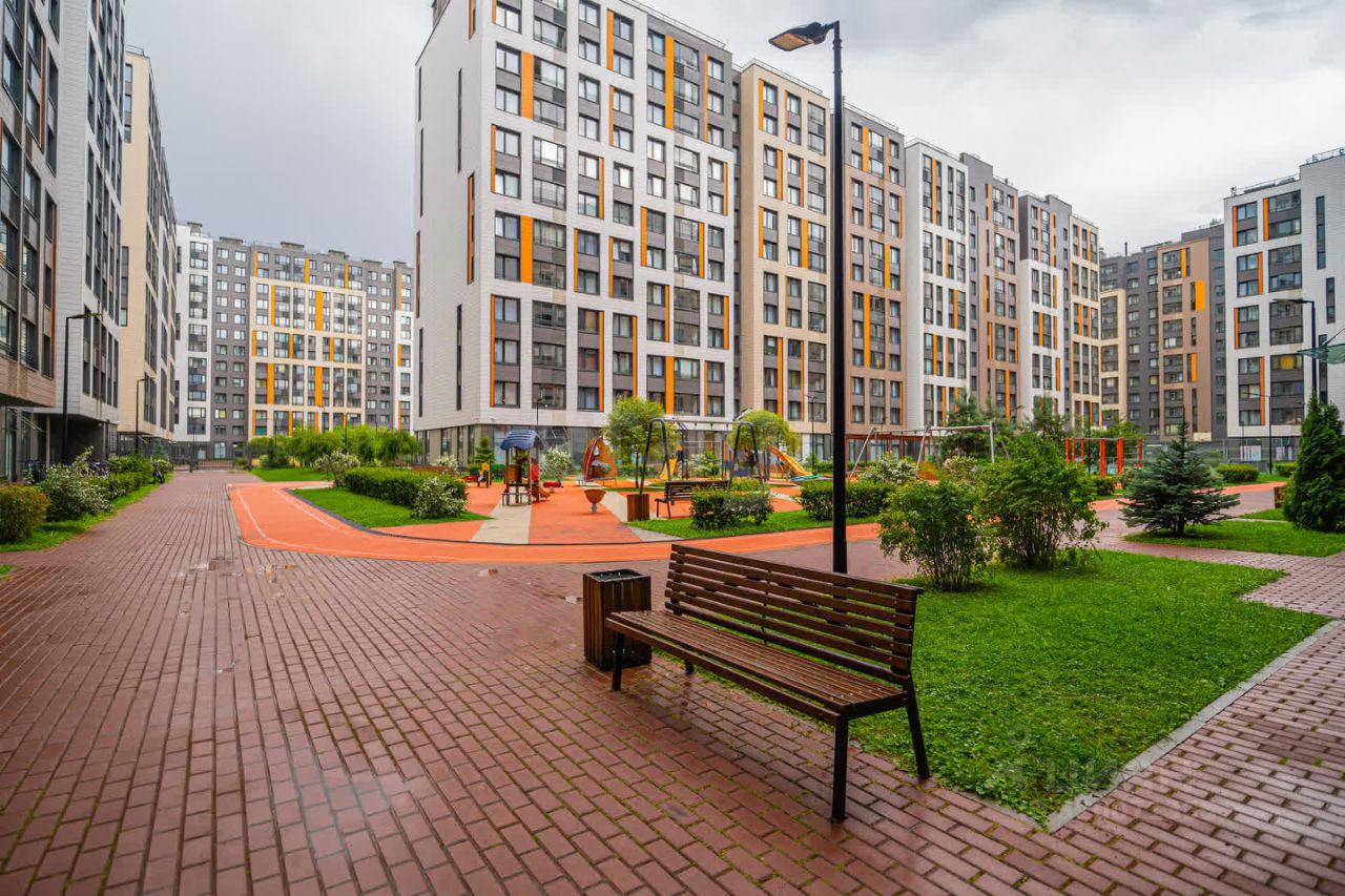 Продажа 3-комн квартиры на вторичном рынке улица Грибалевой, 7к1