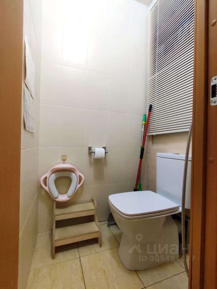 Продажа 2-комн квартиры на вторичном рынке Колпино, Павловская улица, 63