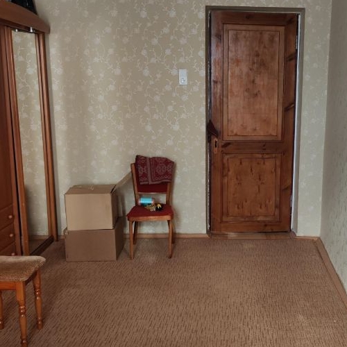 3-комн квартира улица Коммуны, 58