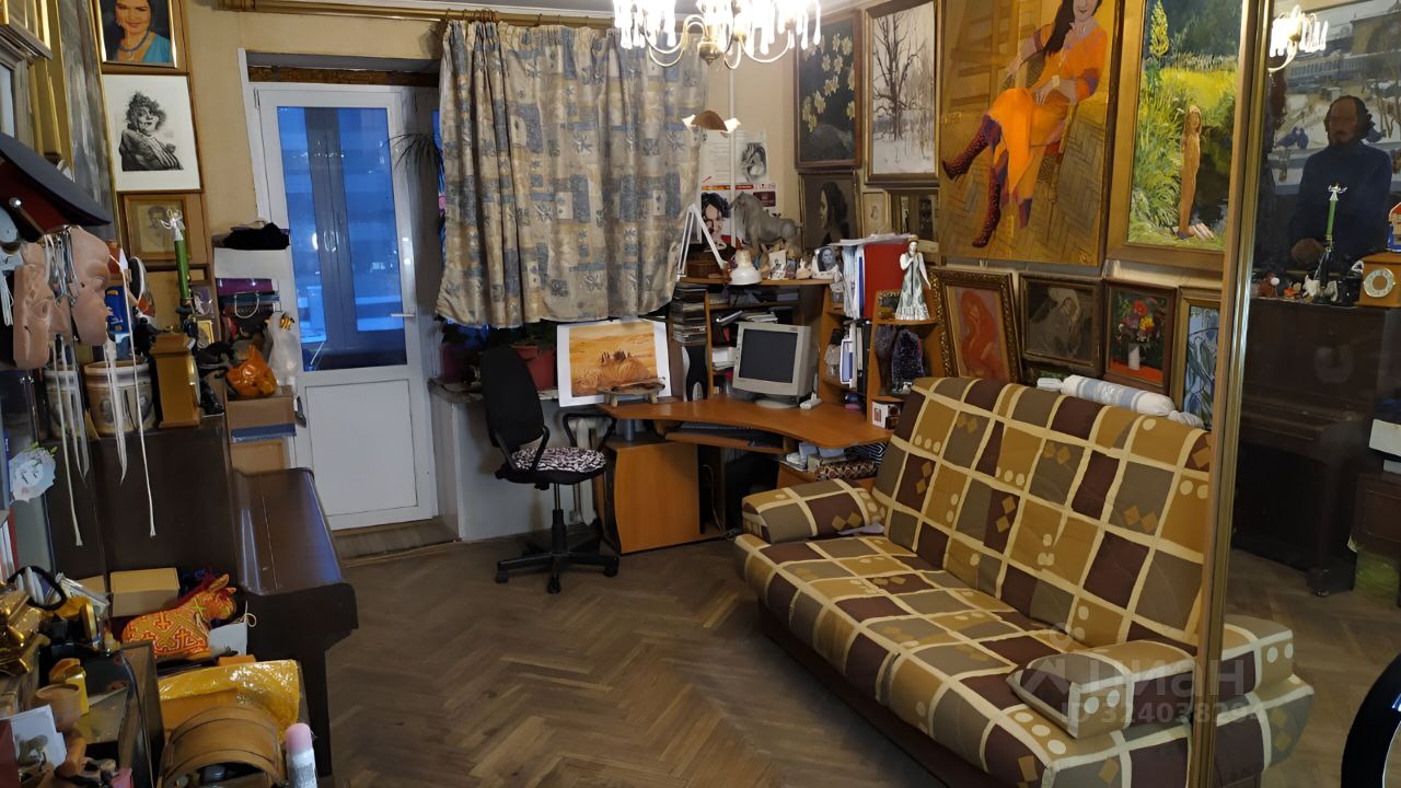 Продажа 2-комн квартиры на вторичном рынке Брянская улица, 2